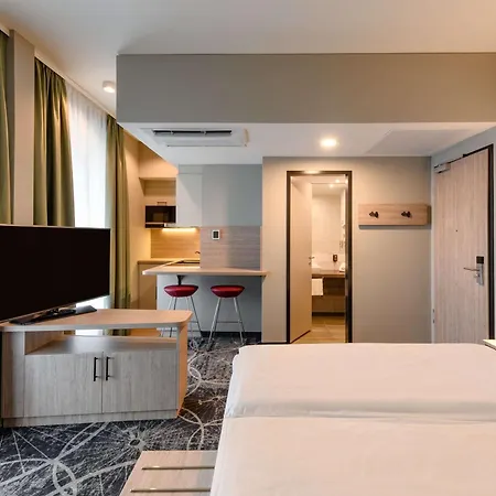 Ibis Styles 3*