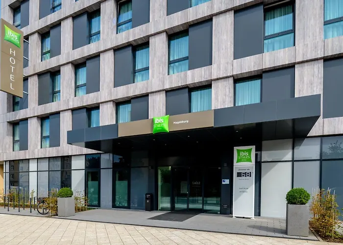 Отель Ibis Styles 3*